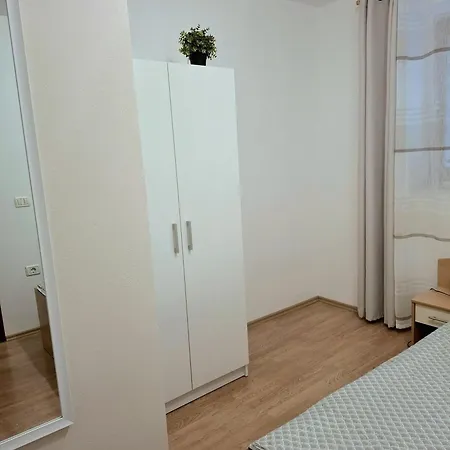 Relax & Wine * Novigrad Istria